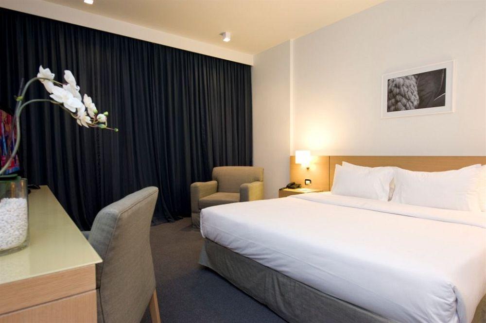 Hotel Cavalier Бейрут Екстериор снимка