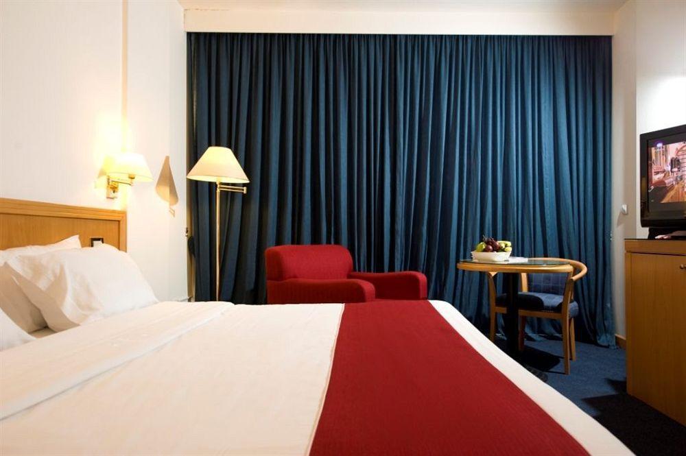 Hotel Cavalier Бейрут Стая снимка